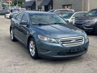 2010 Ford Taurus
