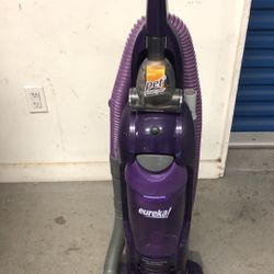 eureka Strong vacuum