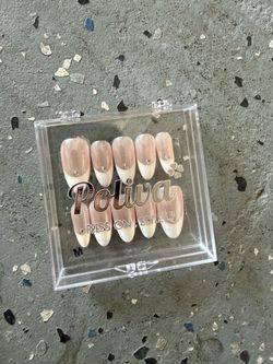 nail