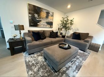 Lodge sofa and chair