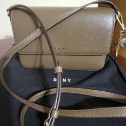 Dkny crossbody store bag sale