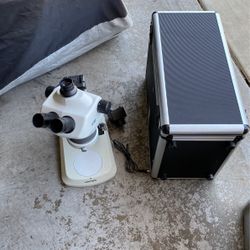 Linitron Microscope