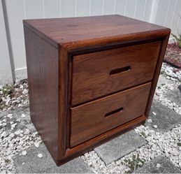 MCM Dixie nightstand (1)