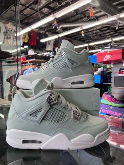 Women’s Air Jordan 4 Retro Seafoam Sail