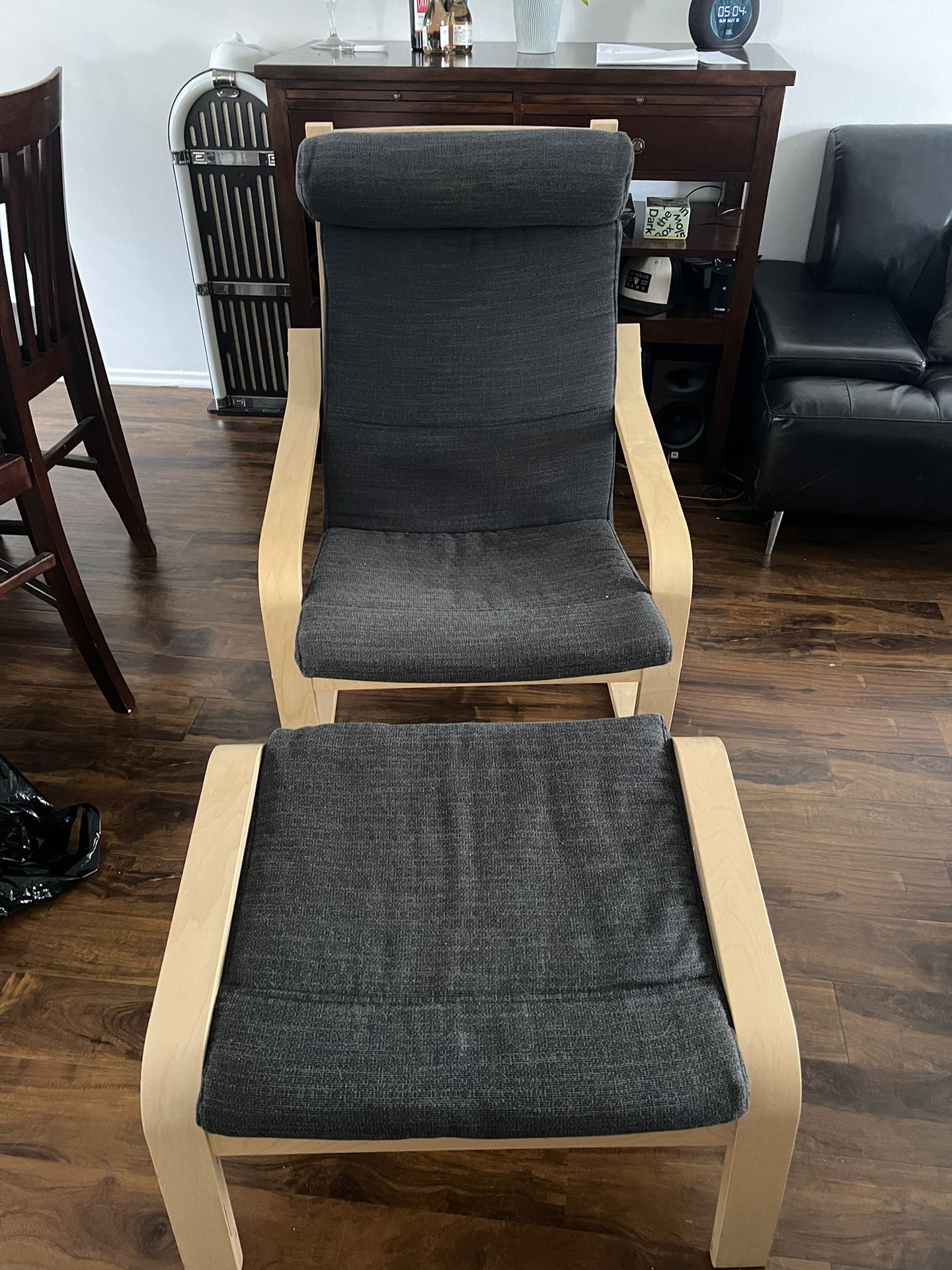 Single Chair W/ Matching Ottoman 