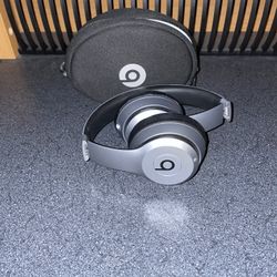 Wireless Beats W Case And All Cords