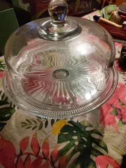 Glass Cake Stand with Dome Cover