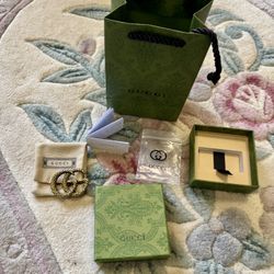 Gucci Brooch 