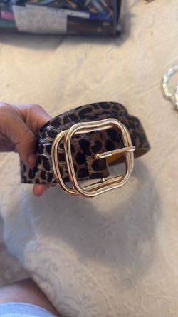 Cheetah print belt