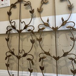 Vintage Decorative Iron Plates Holder In Excellent Condition 