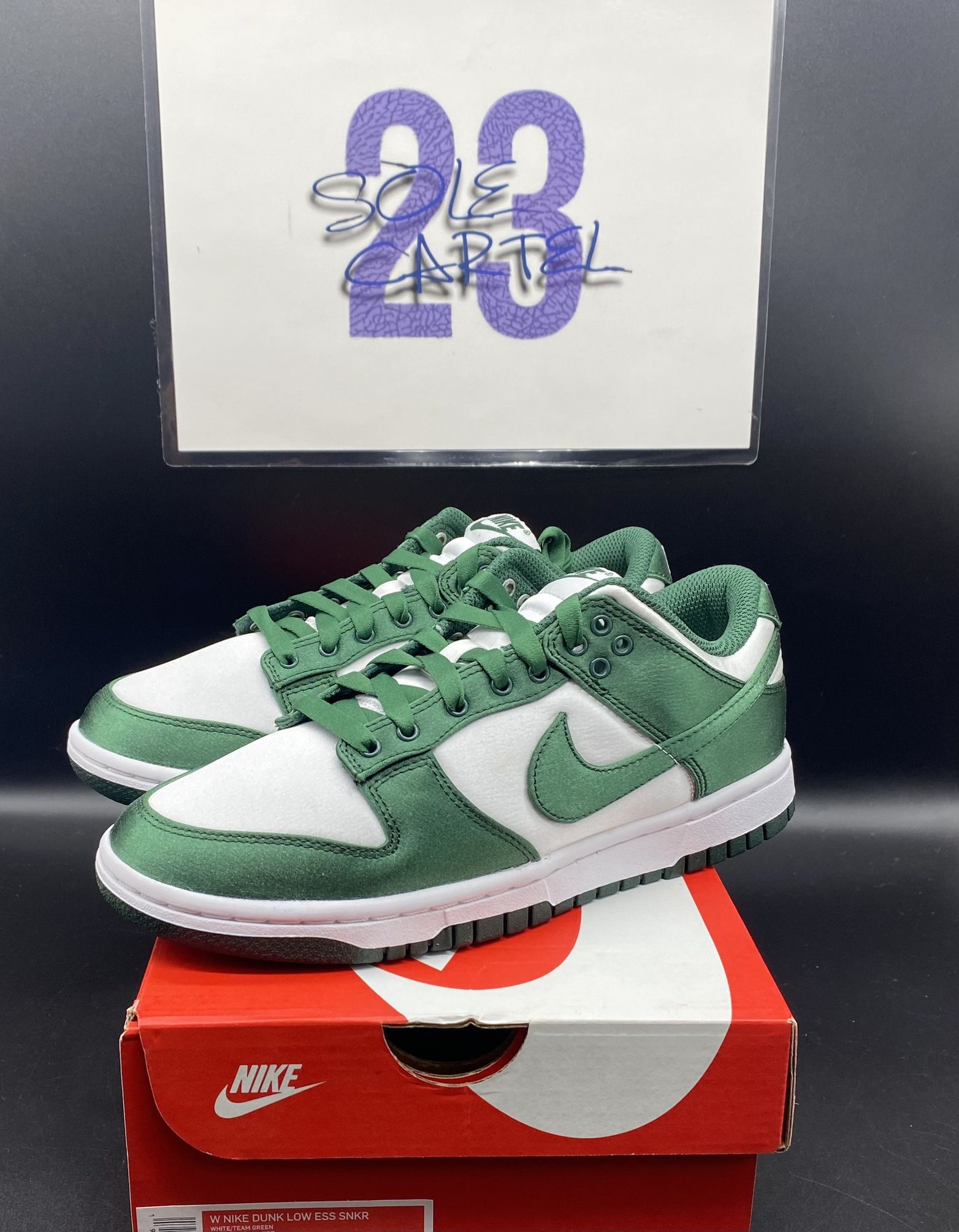 Nike dunk low satin green