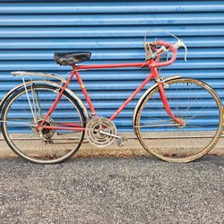 Vintage Schwinn 10 Speed Road Bike