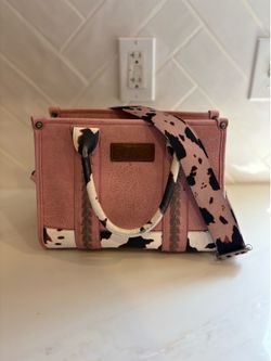 Used wrangler purse