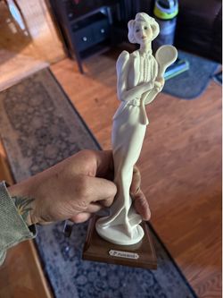Giovanni Armani figurines