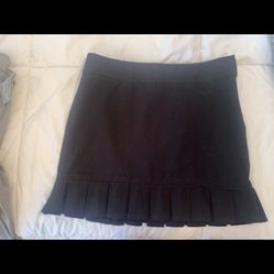 Woman’s Adorable Skirt 