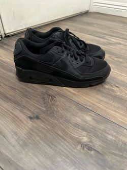 Nike Air Max 90 sneakers size 9
