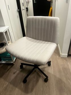 Beige Desk Chair