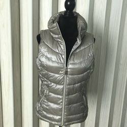 CALVIN KLEIN ,VEST WOMEN’S LIGHT WEIGHT