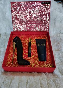 Carolina Herrera New York Gift Set Box