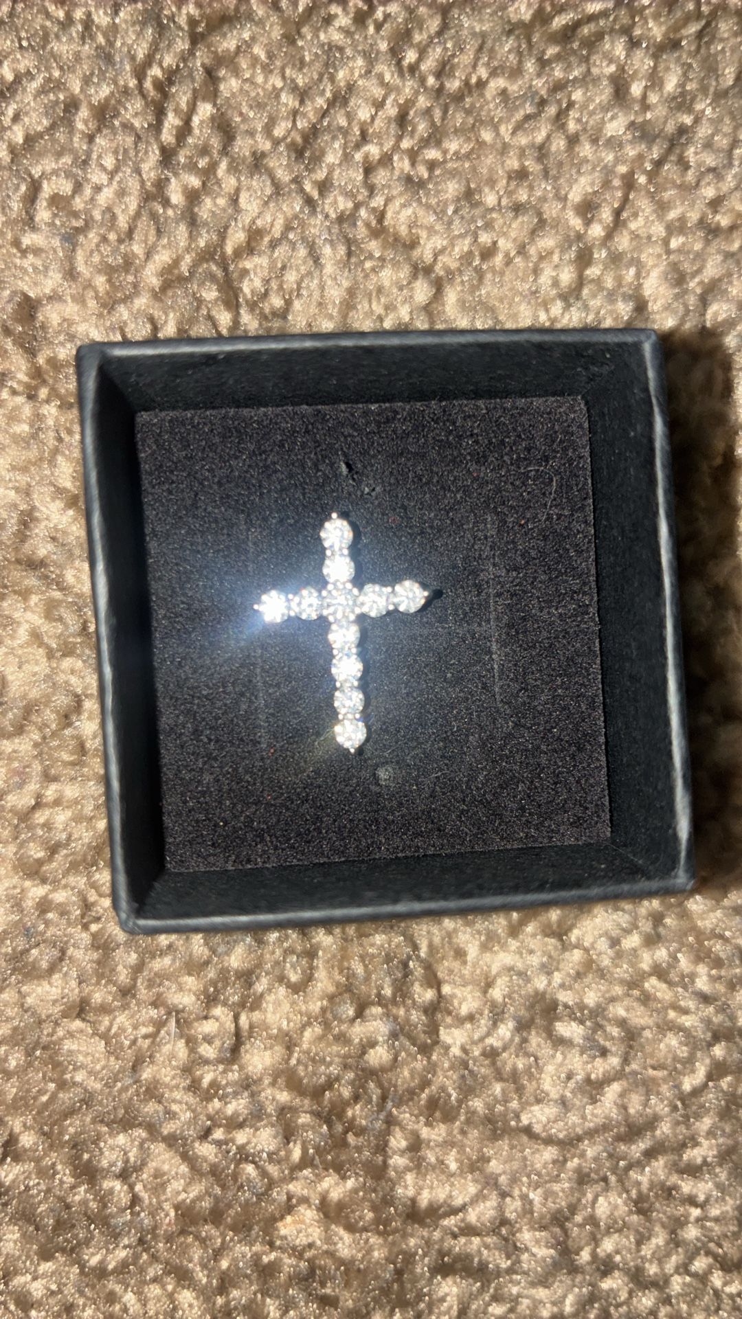 Moissanite cross pendant🔥💎