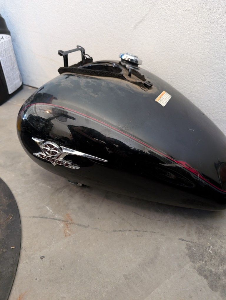 Vstar 650 Fuel Tank