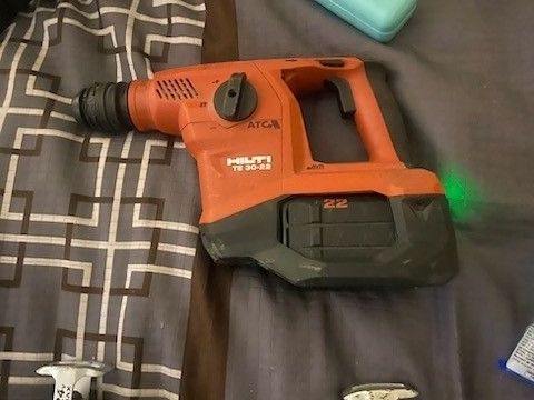 Hilti TE 30-22 cordless SDS Plus rotary hammer