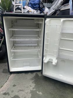 Mini Refrigerador En Buenas Condiciones