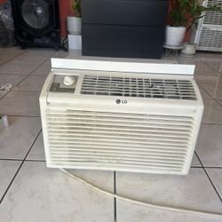 window air conditioner
