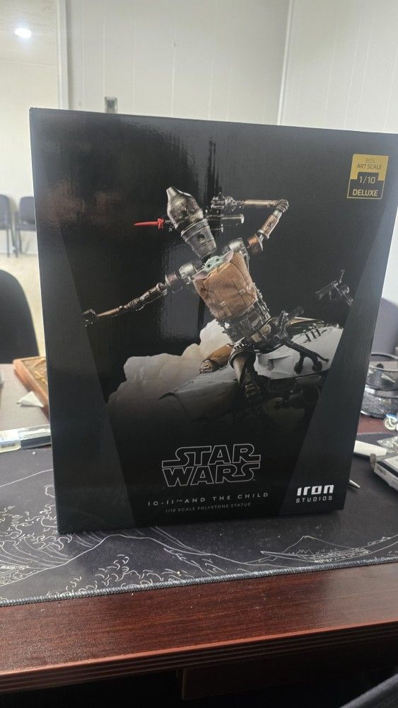 STAR WARS MANDALORIAN IG 11 Grogu Speederbike Iron Studios 1:10 Statue Sideshow ~STAR WARS