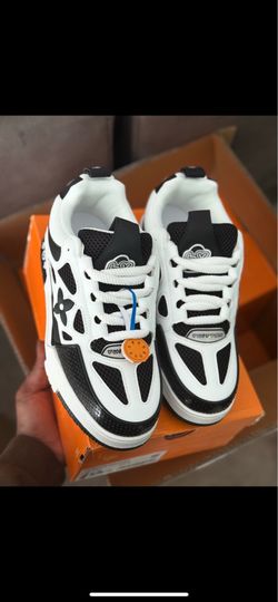 Lv skate size 8 fit good