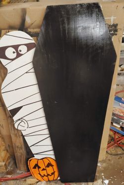 Wooden Halloween Coffin Decoration