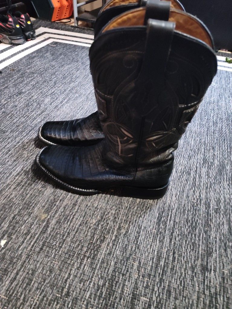 Cuadra Boots 
