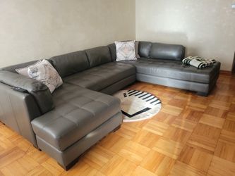 Leather Sectional Made in Italy