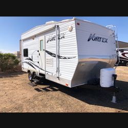 2006 Thor 18 foot Toy Hauler Vortex