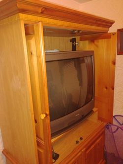 Wooden Tv Box