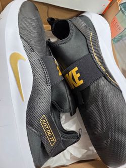 Nike SNEAKERS Black and Gold
