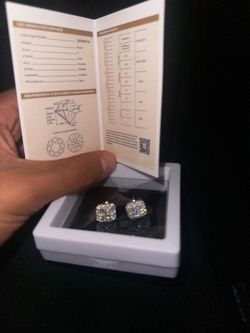 Square earrings
