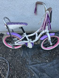 Girls Kids Schwinn Bike, Still Good No Flats Please Serious Buyers Only