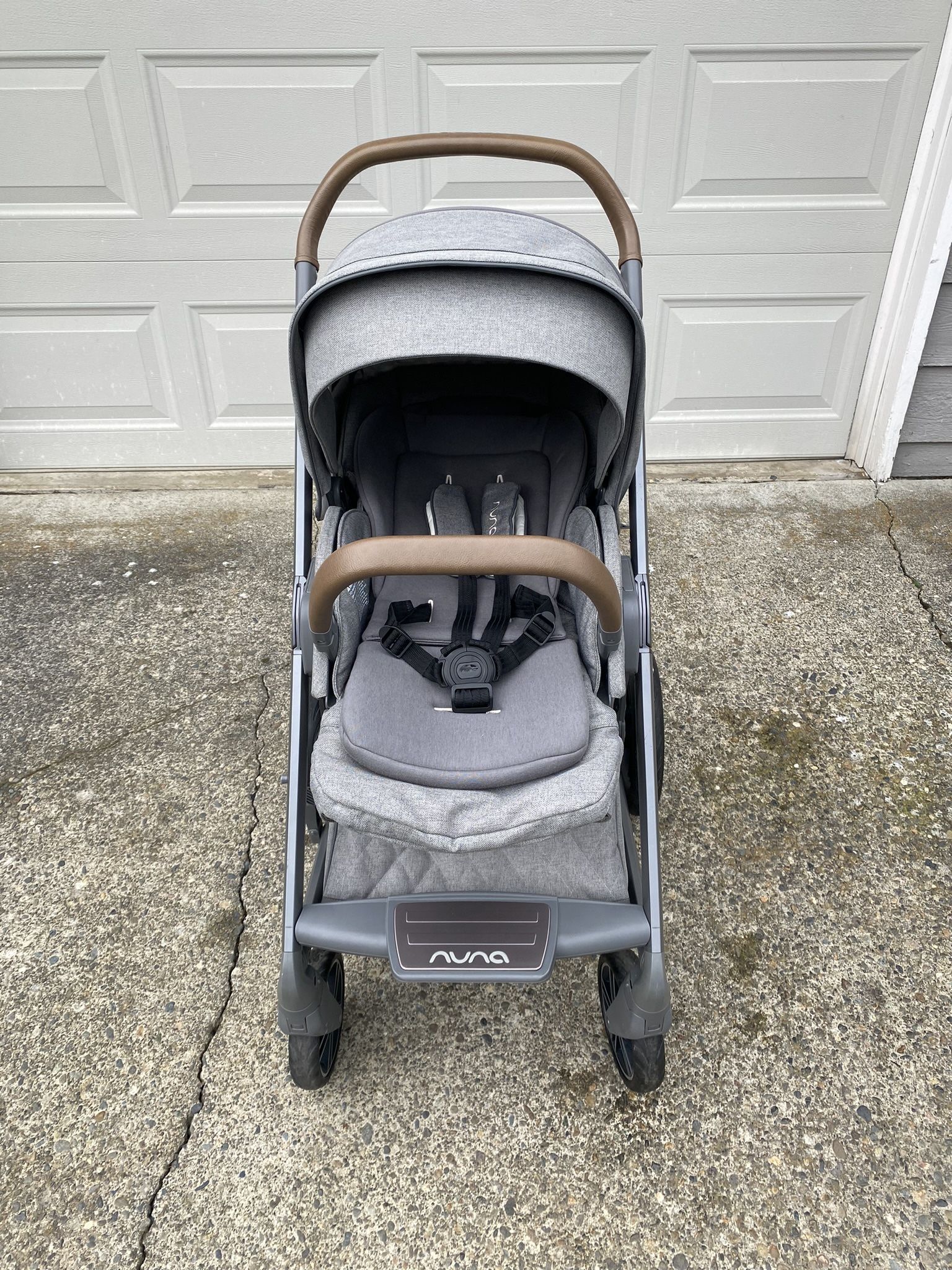 Nuna MIXX Stroller & PIPA RX Car Seat Travel System for Sale in Redmond