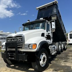 2003 Mack Granite Quad
