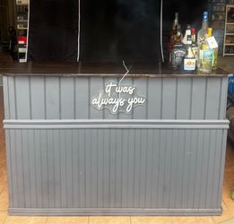 Bar wooden
