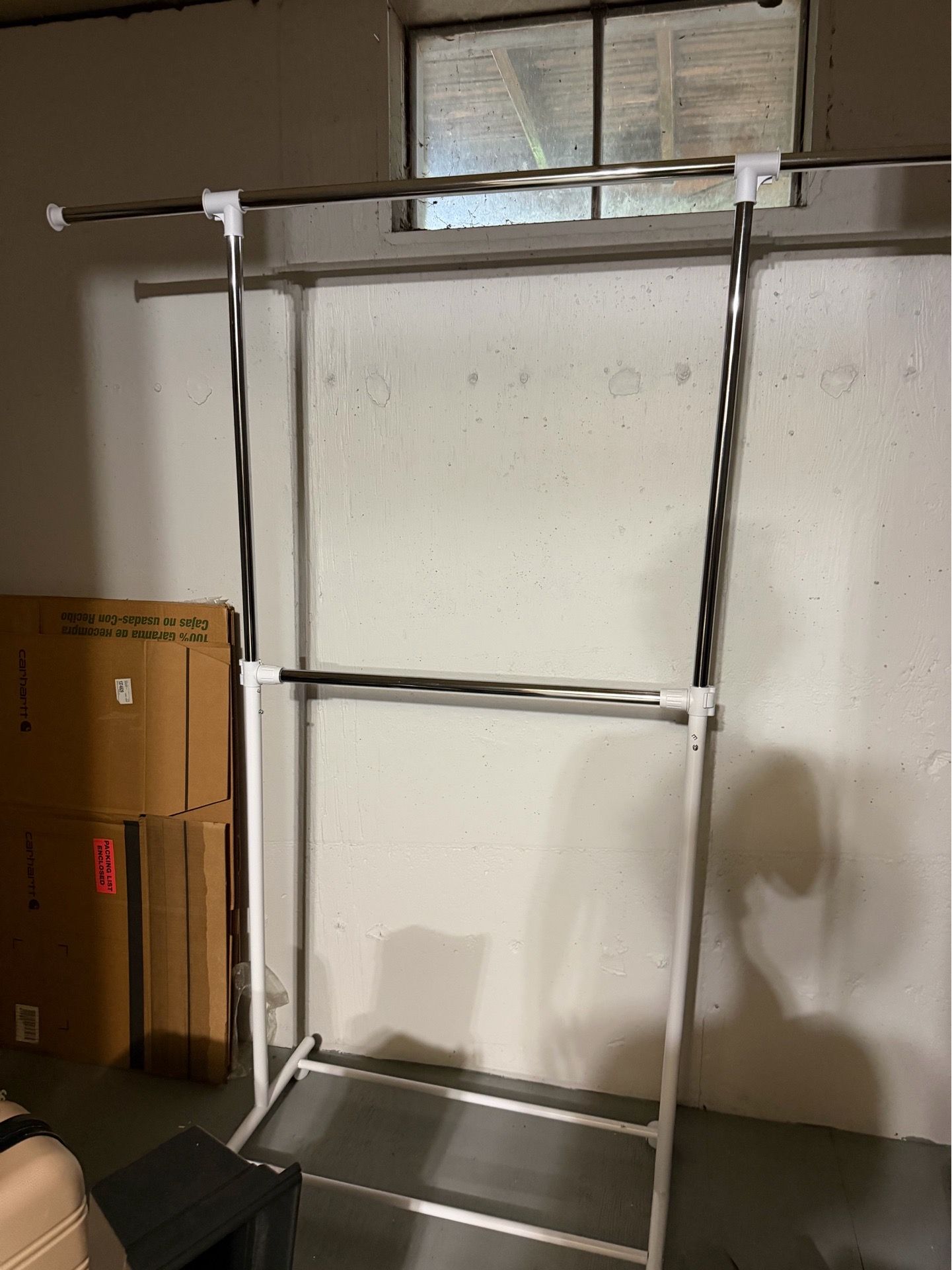 Clothing rack