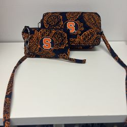 Syracuse Crossbody With Matching Card Holder. 