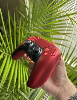 Red ps5 controller