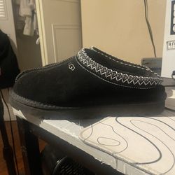 UGG TASMAN SIZE 10.5