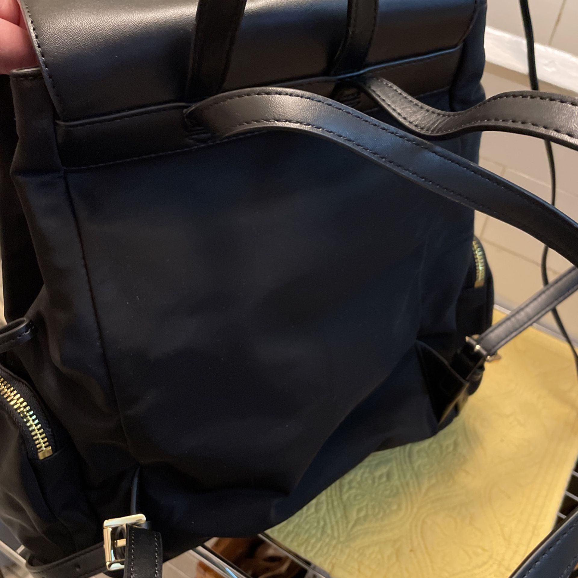 Michael Kors Backpack for Sale in Glenolden, PA - OfferUp