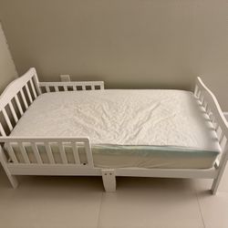 Toddler Bed With Mattress 