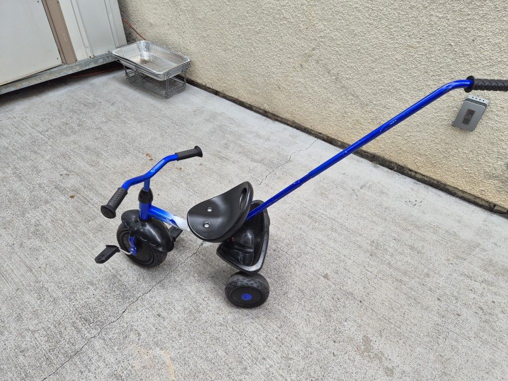 Kids Trycycle With Removable Supporting Rod