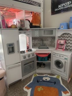 🧸 Wooden Kids Play Kitchen – Sturdy & Ready for a New Home! 🍳✨