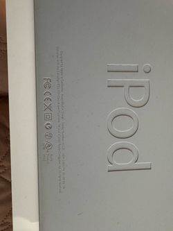 Apple ipod portable speaker it’s sounds amazing like new very rare uses reg batteries or plug in whit Bluetooth adapter in Modesto